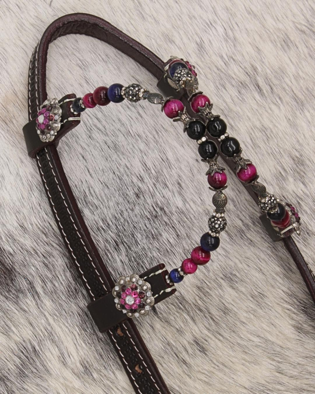 Zweiohr Show Westerntrense dunkelbraun/lila mit Perlen-Earloop